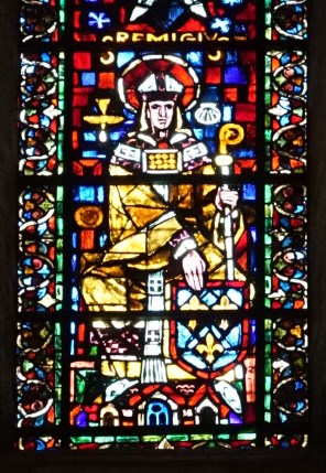 랭스의 성 레미지오_photo by G.Garitan_in the Basilica of Saint-Lemi in Reims_France.jpg